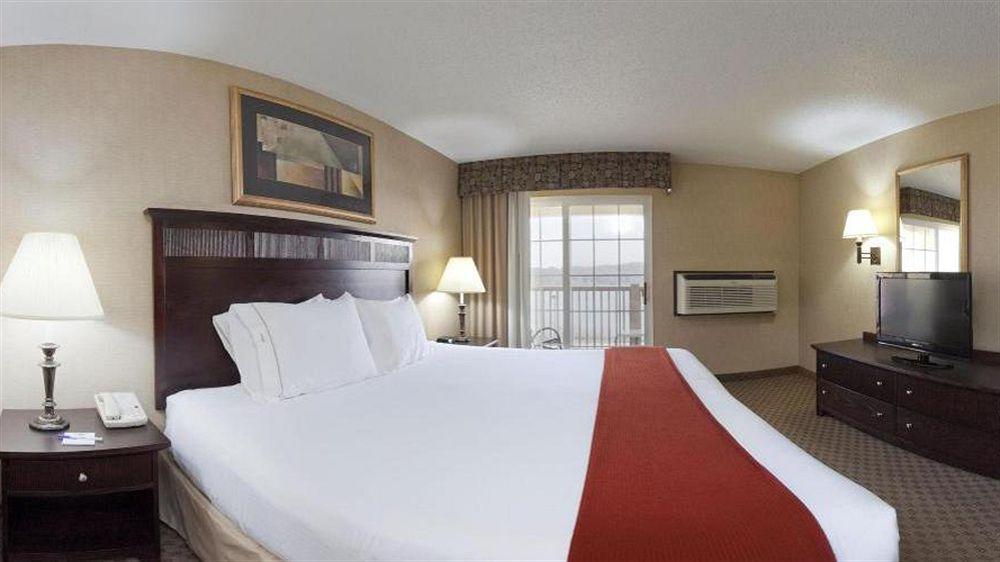 Holiday Inn Express Le Claire Riverfront-Davenport By Ihg Exteriör bild