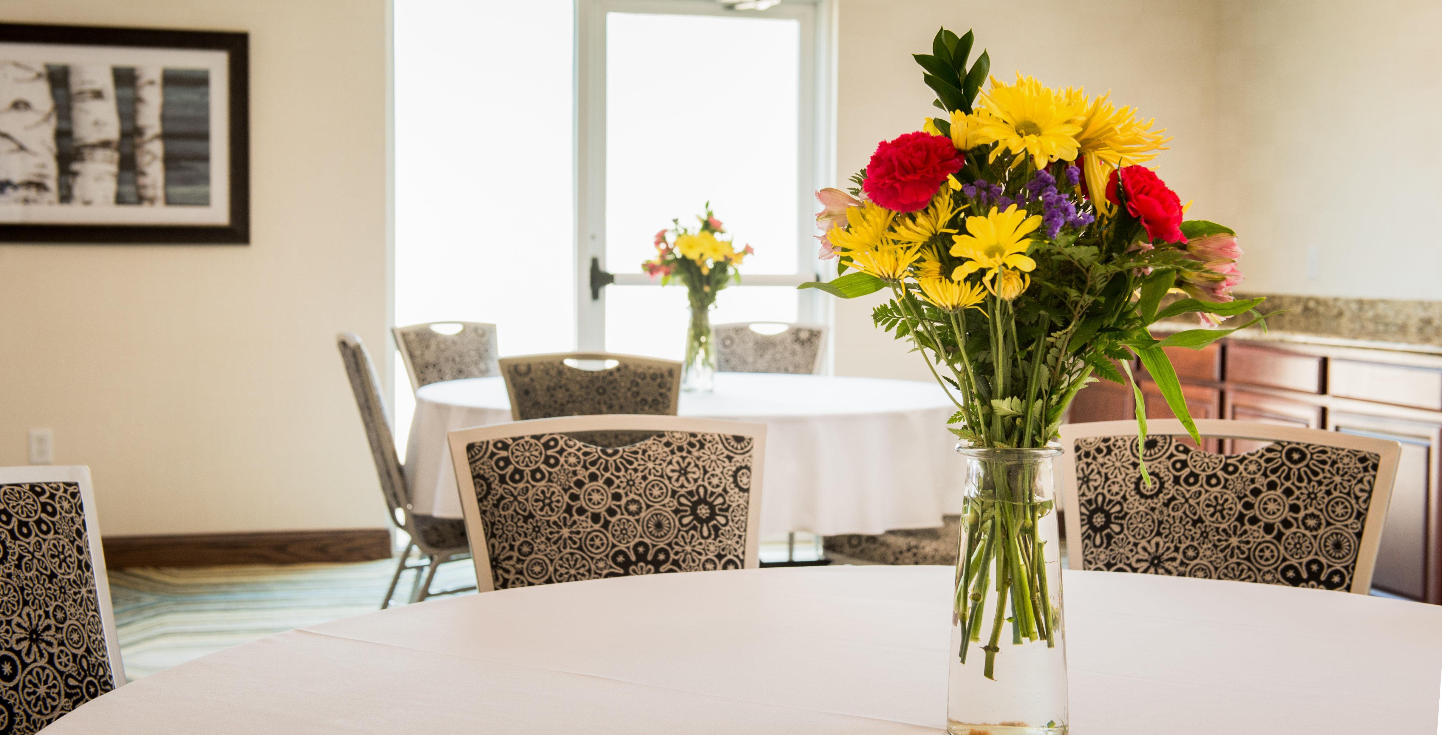 Holiday Inn Express Le Claire Riverfront-Davenport By Ihg Exteriör bild