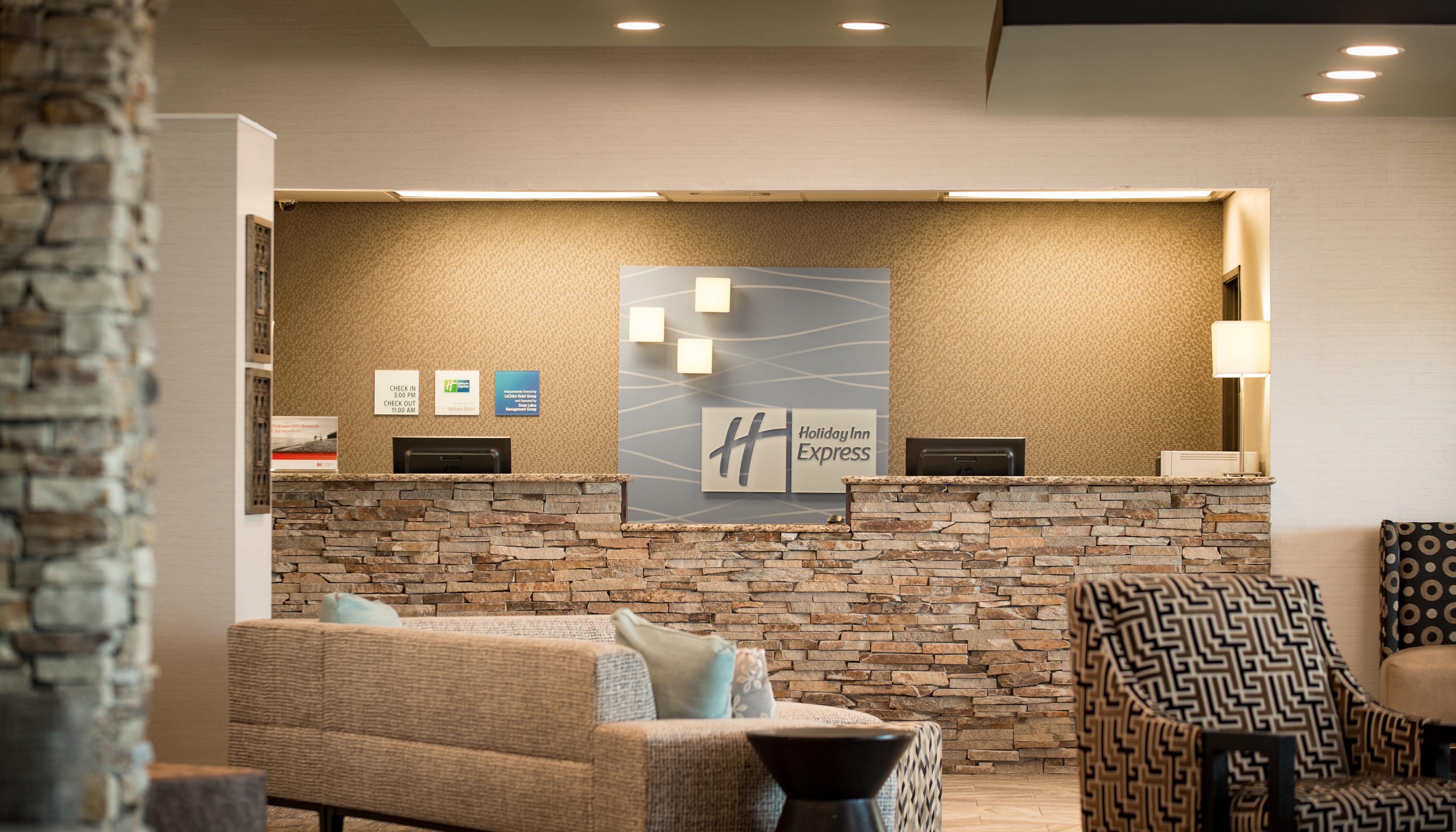 Holiday Inn Express Le Claire Riverfront-Davenport By Ihg Exteriör bild