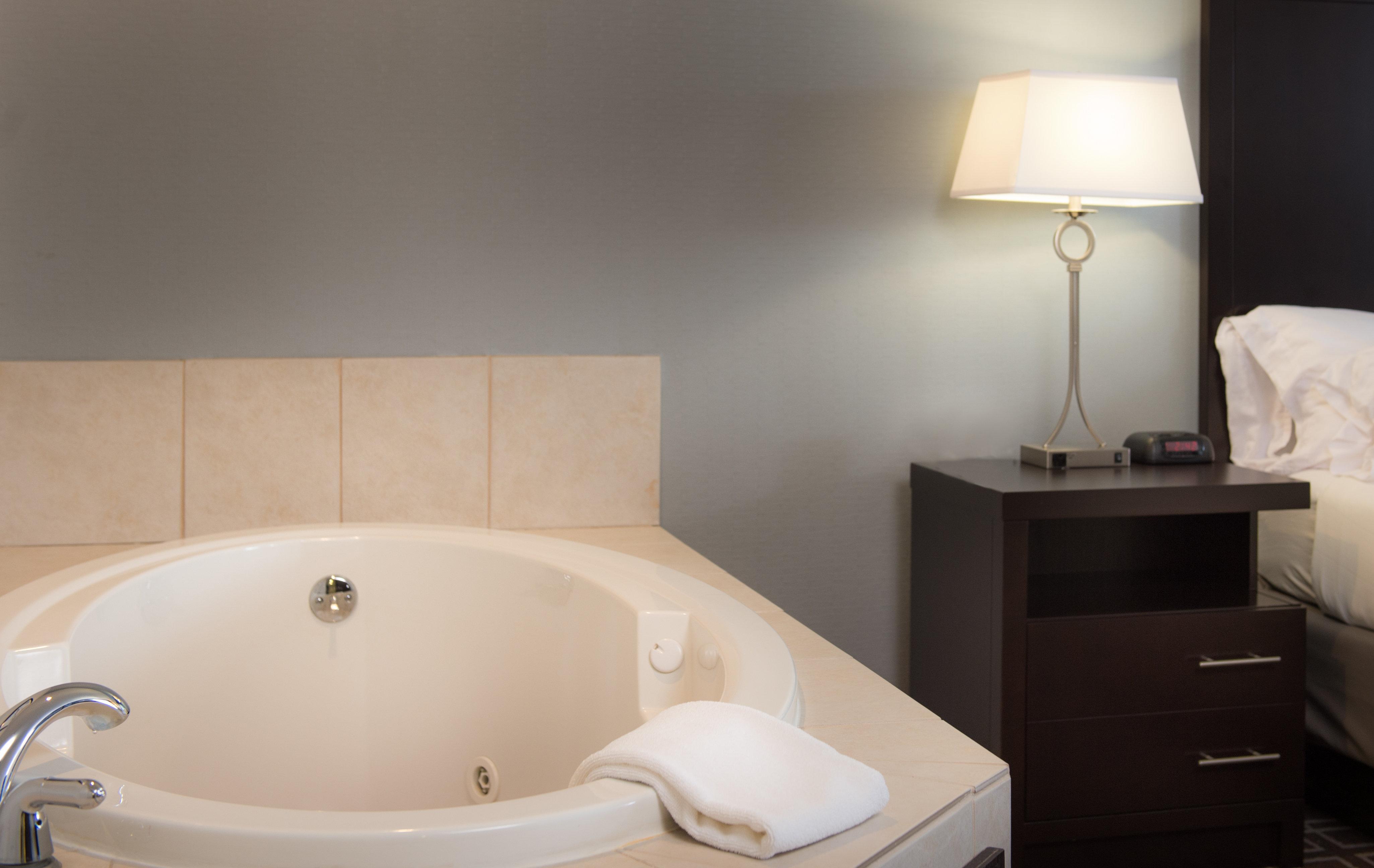 Holiday Inn Express Le Claire Riverfront-Davenport By Ihg Exteriör bild