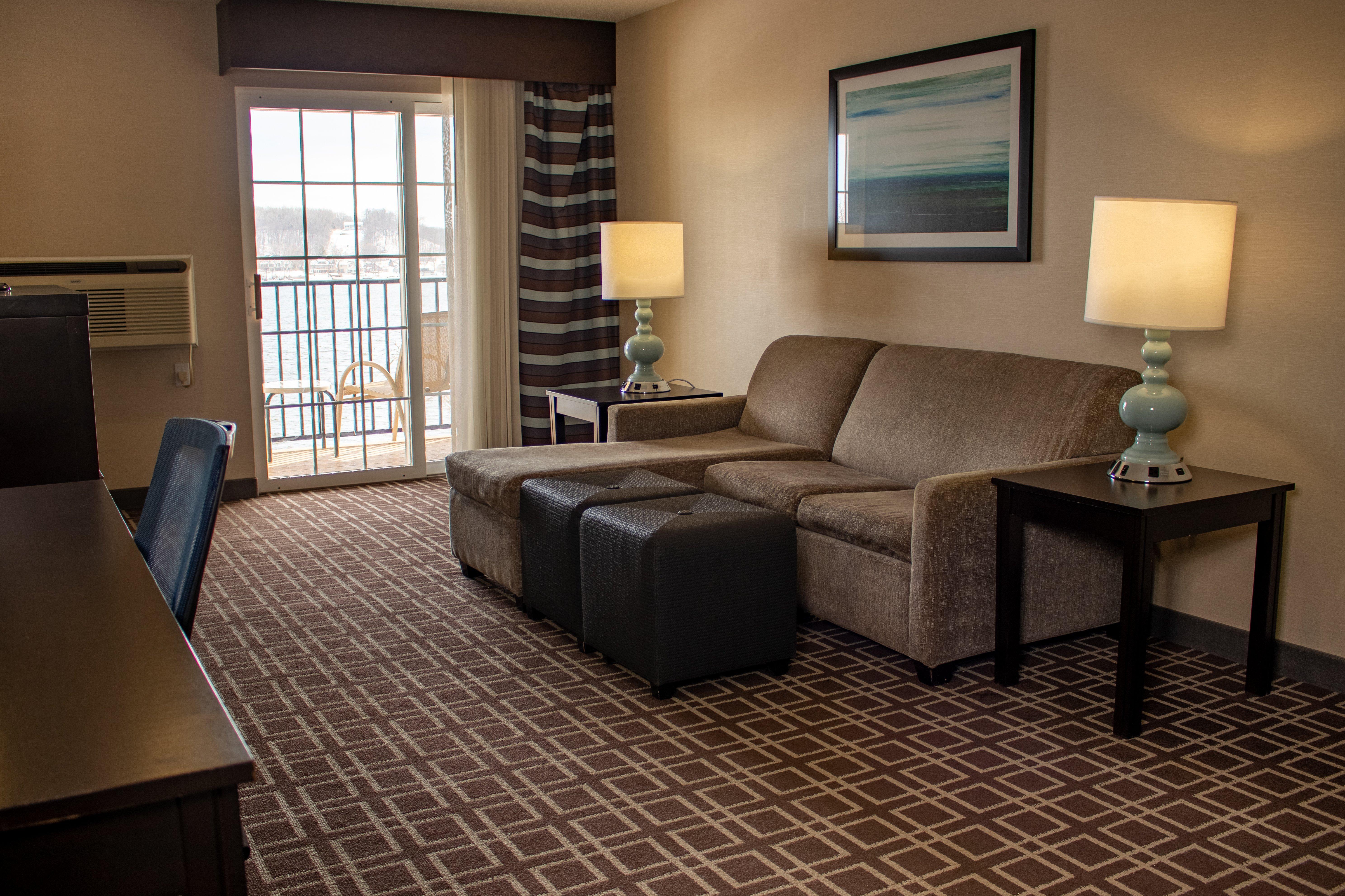 Holiday Inn Express Le Claire Riverfront-Davenport By Ihg Exteriör bild