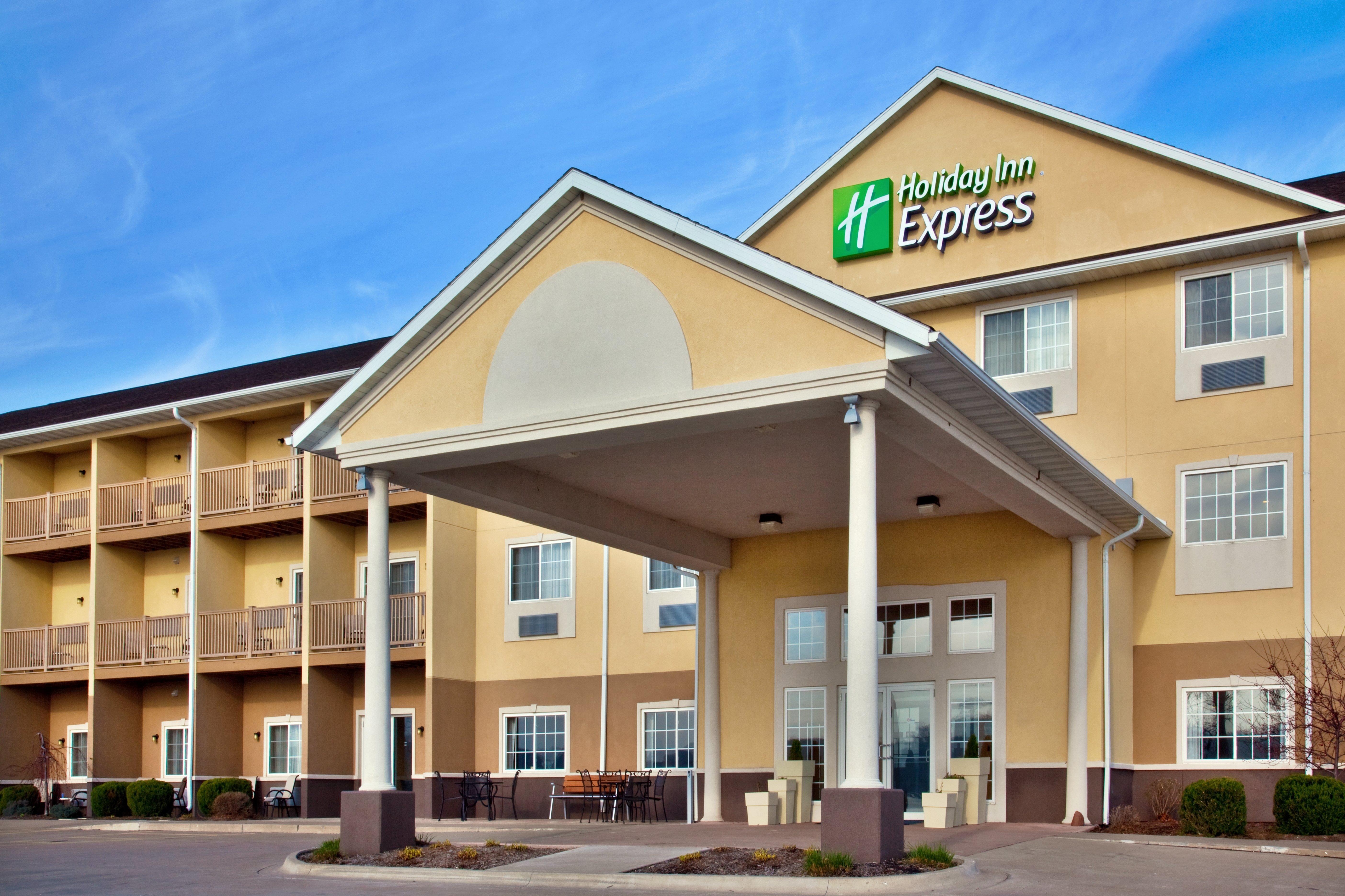 Holiday Inn Express Le Claire Riverfront-Davenport By Ihg Exteriör bild