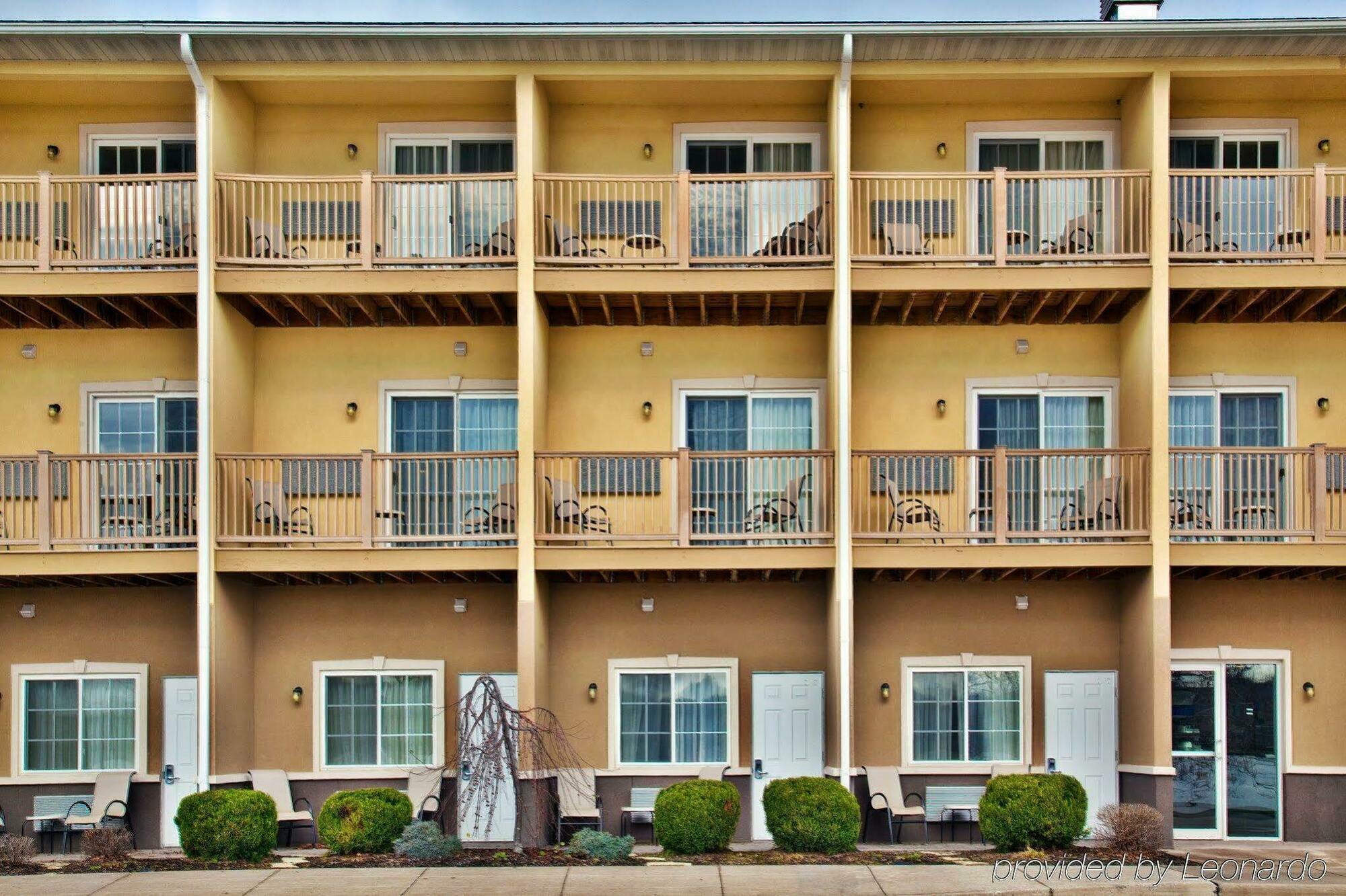 Holiday Inn Express Le Claire Riverfront-Davenport By Ihg Exteriör bild