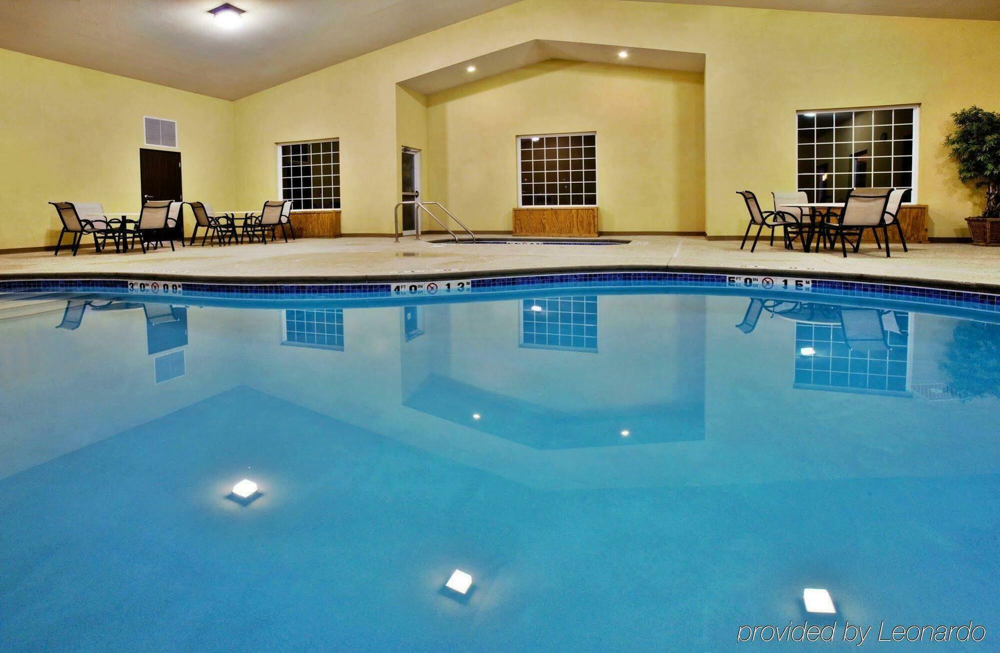 Holiday Inn Express Le Claire Riverfront-Davenport By Ihg Exteriör bild