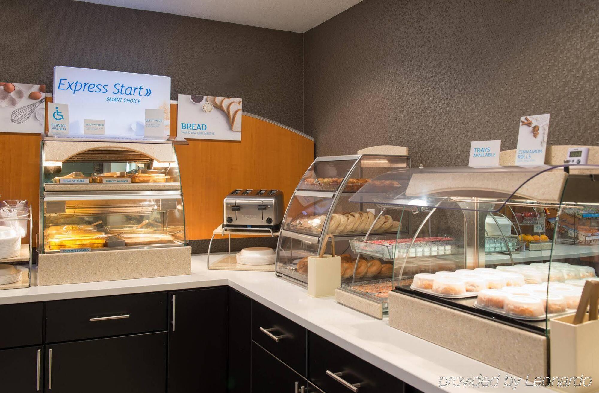 Holiday Inn Express Le Claire Riverfront-Davenport By Ihg Exteriör bild
